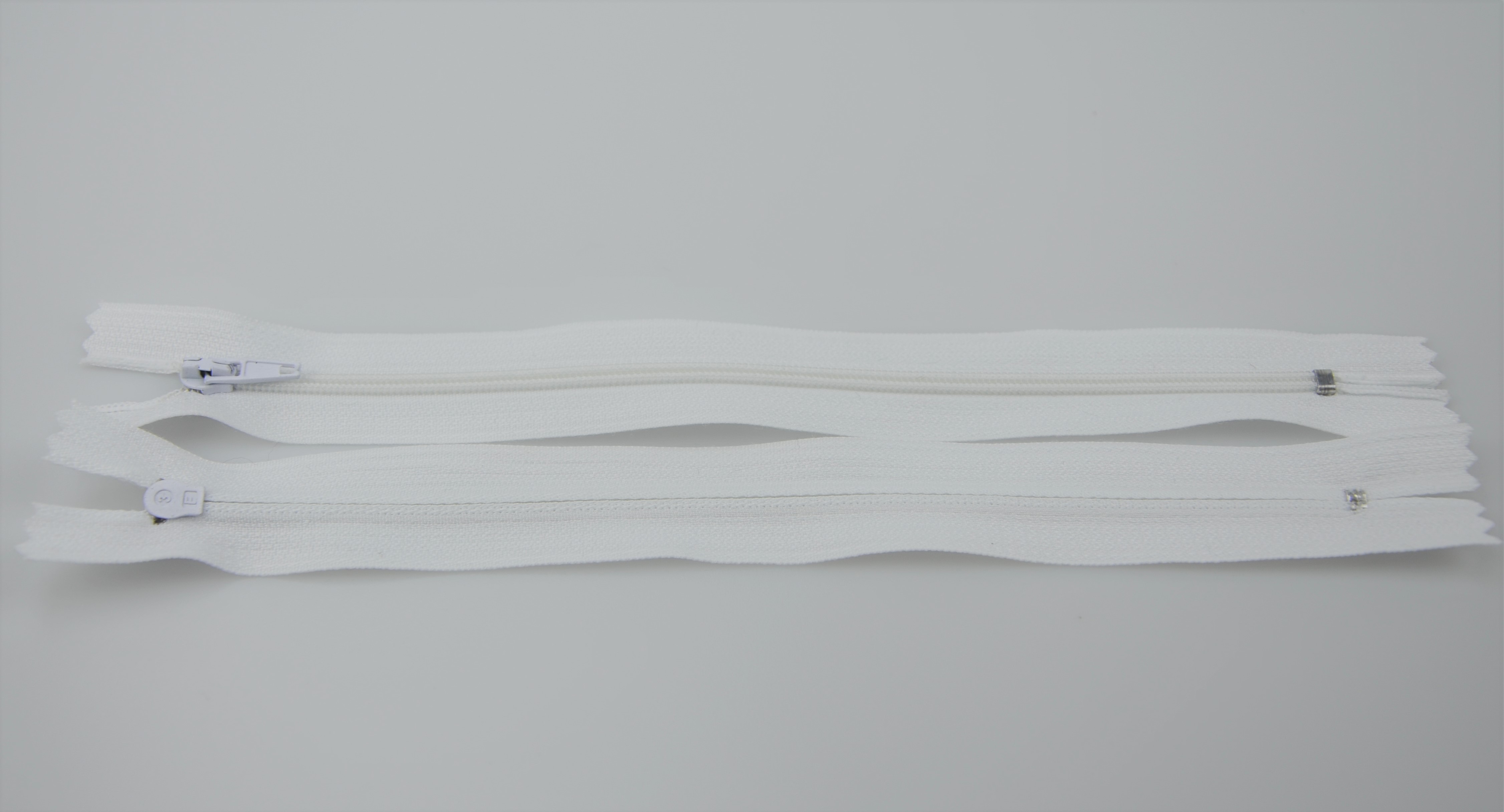 3# Nylon Zipper with Line, 4 cords