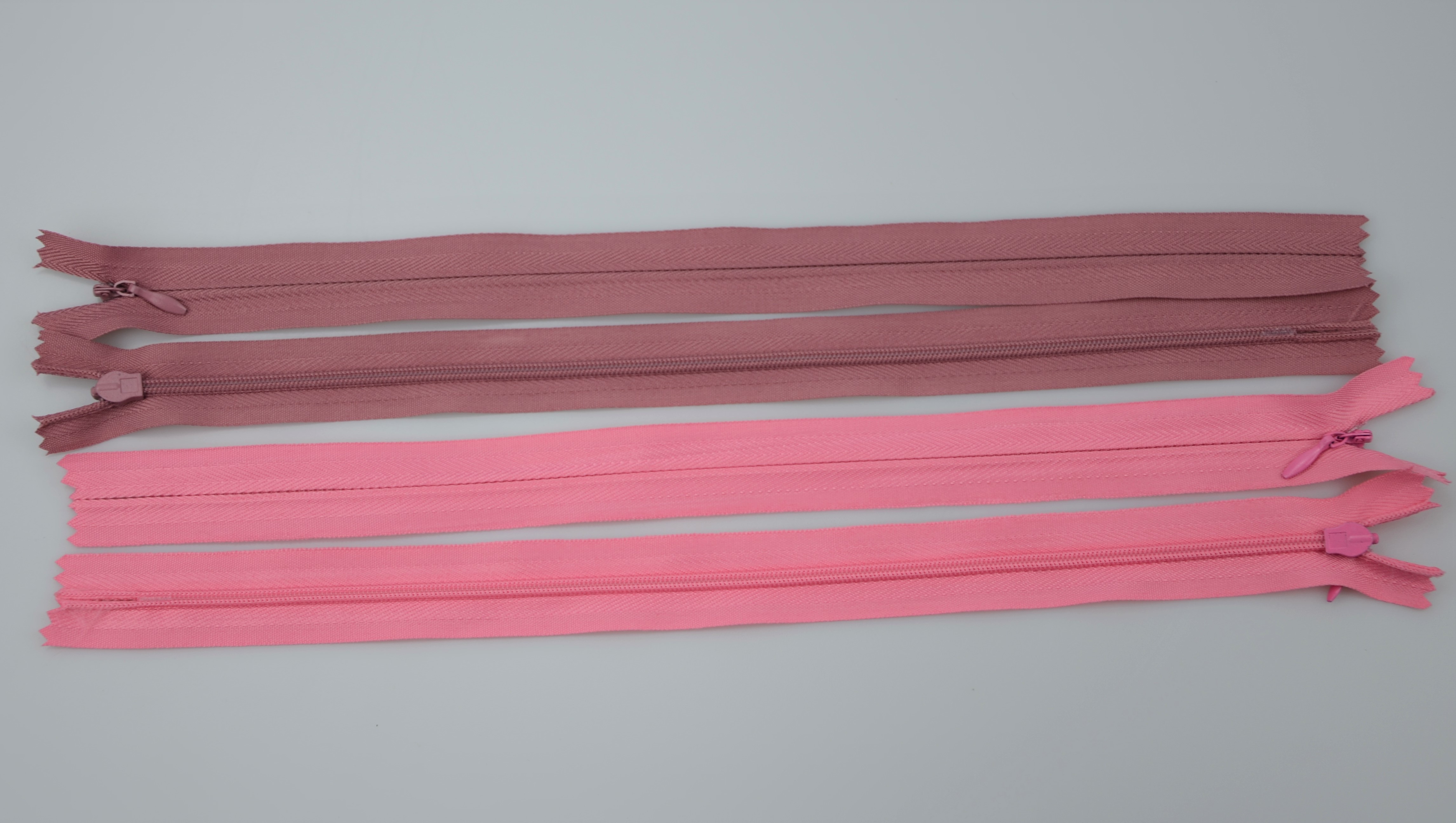 No.3 Invisible Zipper